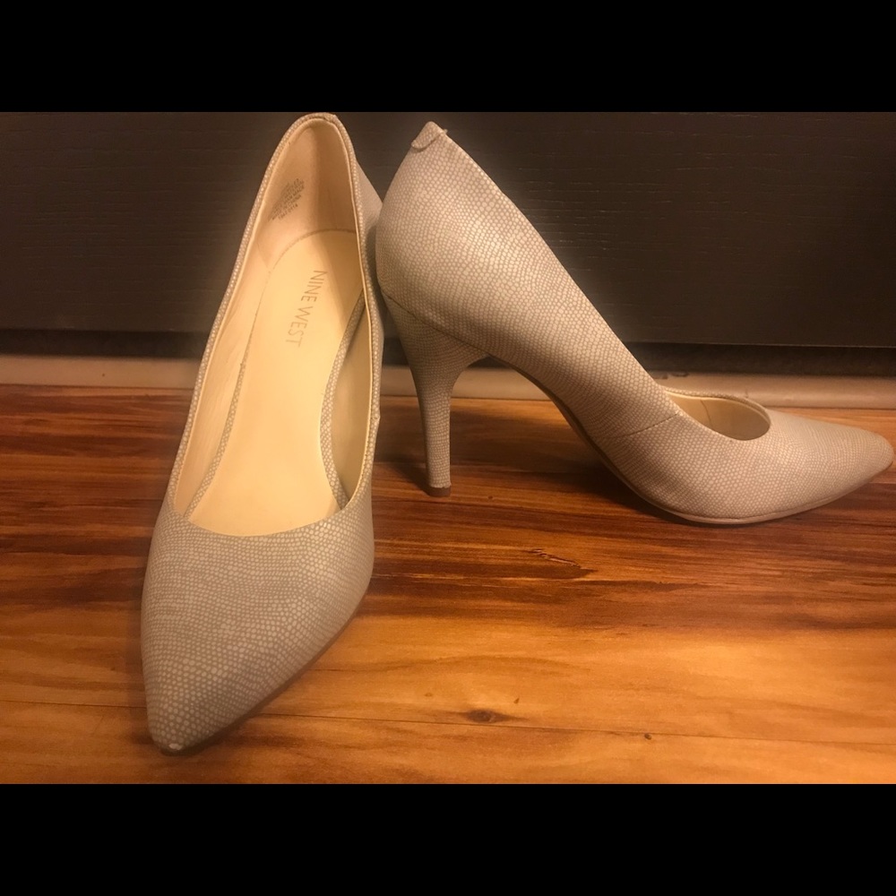 Pebbled Nine West heels - 6.5